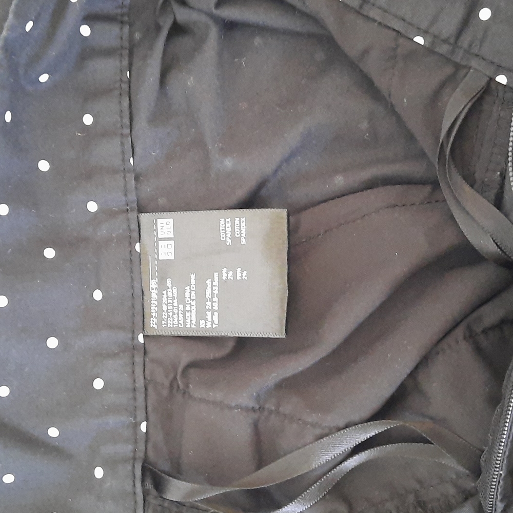UNIQLO Polka Dot Circle Skirt - Picture 3 of 6